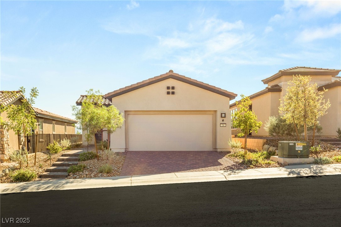 58 Lake Bluff Court