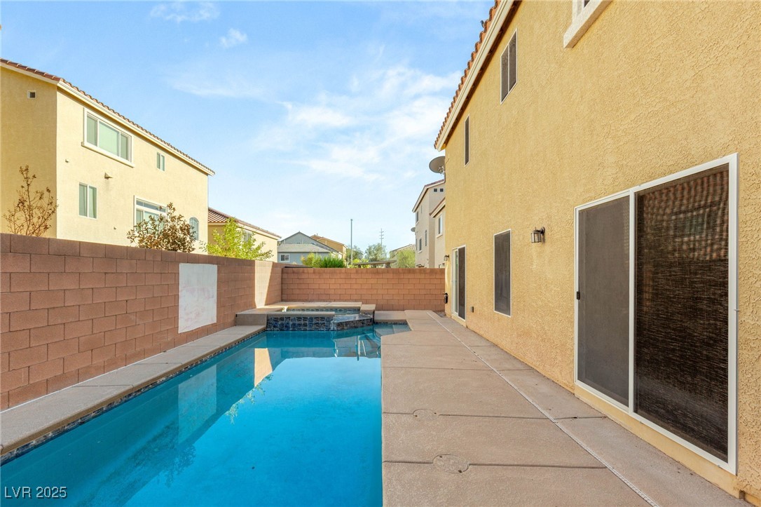 9774 Fox Estate Street