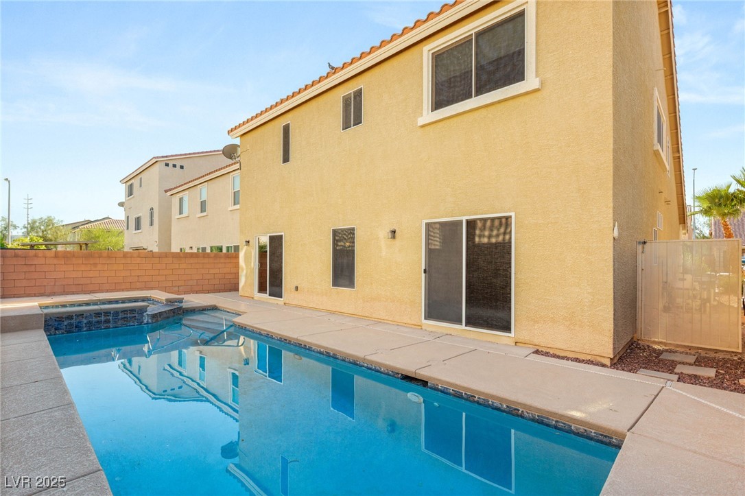 9774 Fox Estate Street