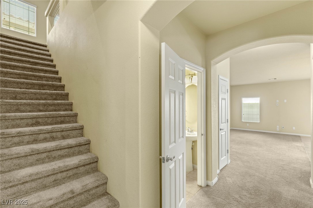 9774 Fox Estate Street