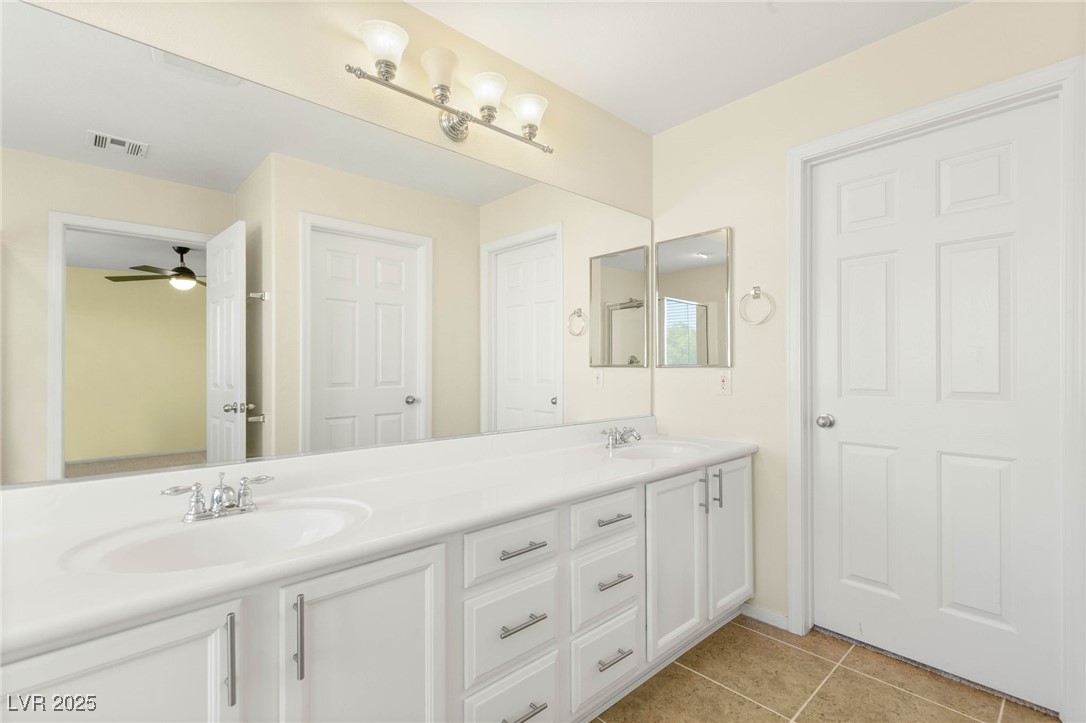 11226 Kenyan Sunshine Court