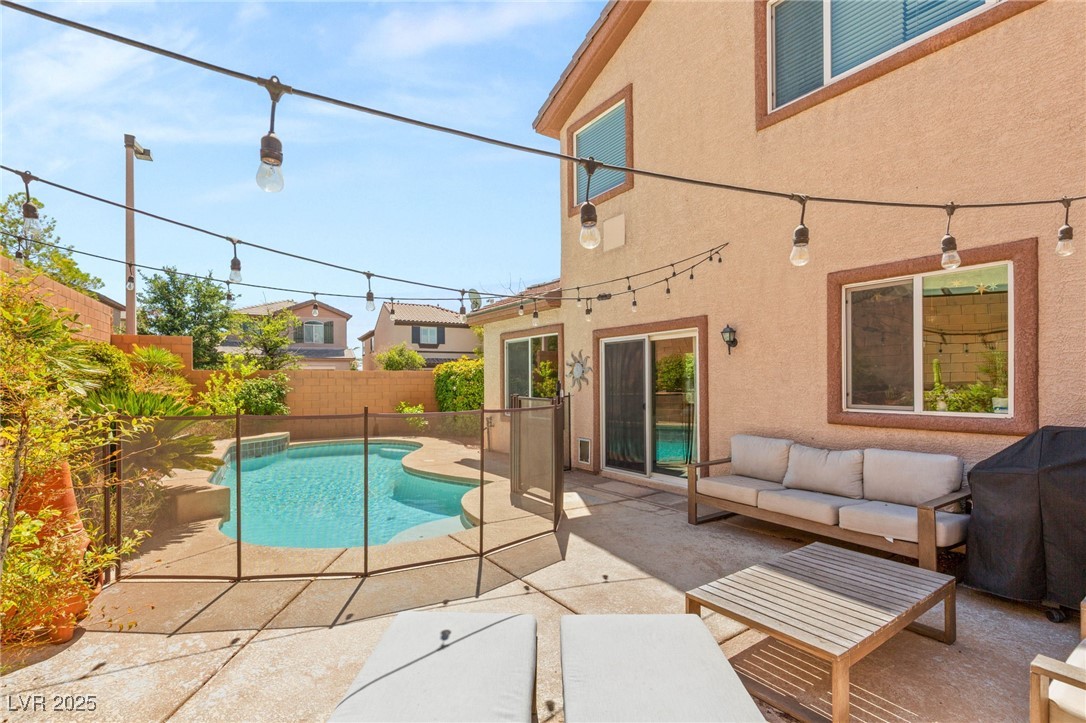 11226 Kenyan Sunshine Court