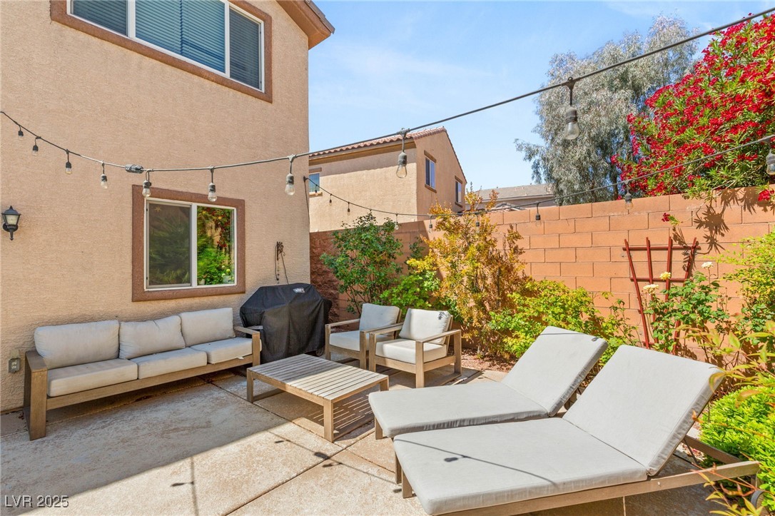 11226 Kenyan Sunshine Court