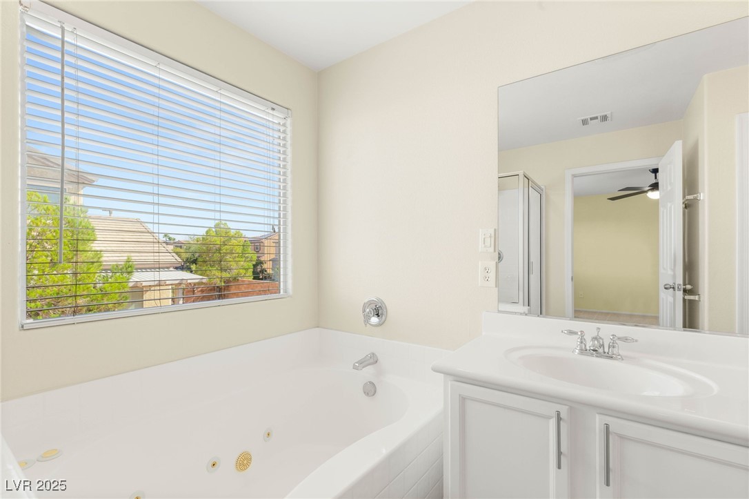 11226 Kenyan Sunshine Court