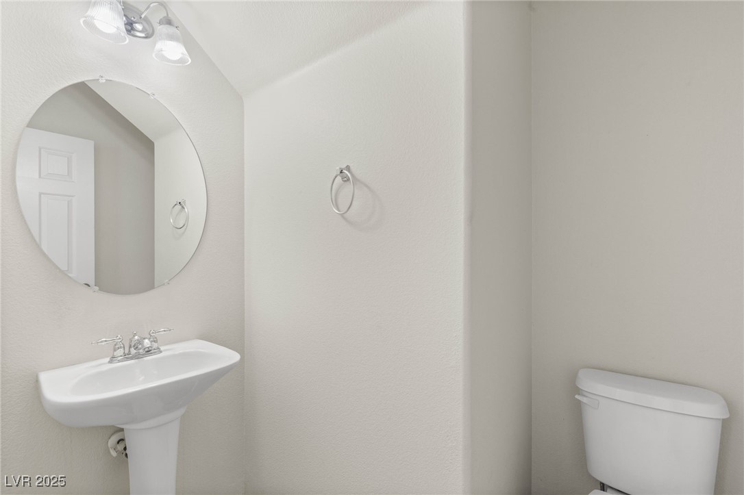 11226 Kenyan Sunshine Court