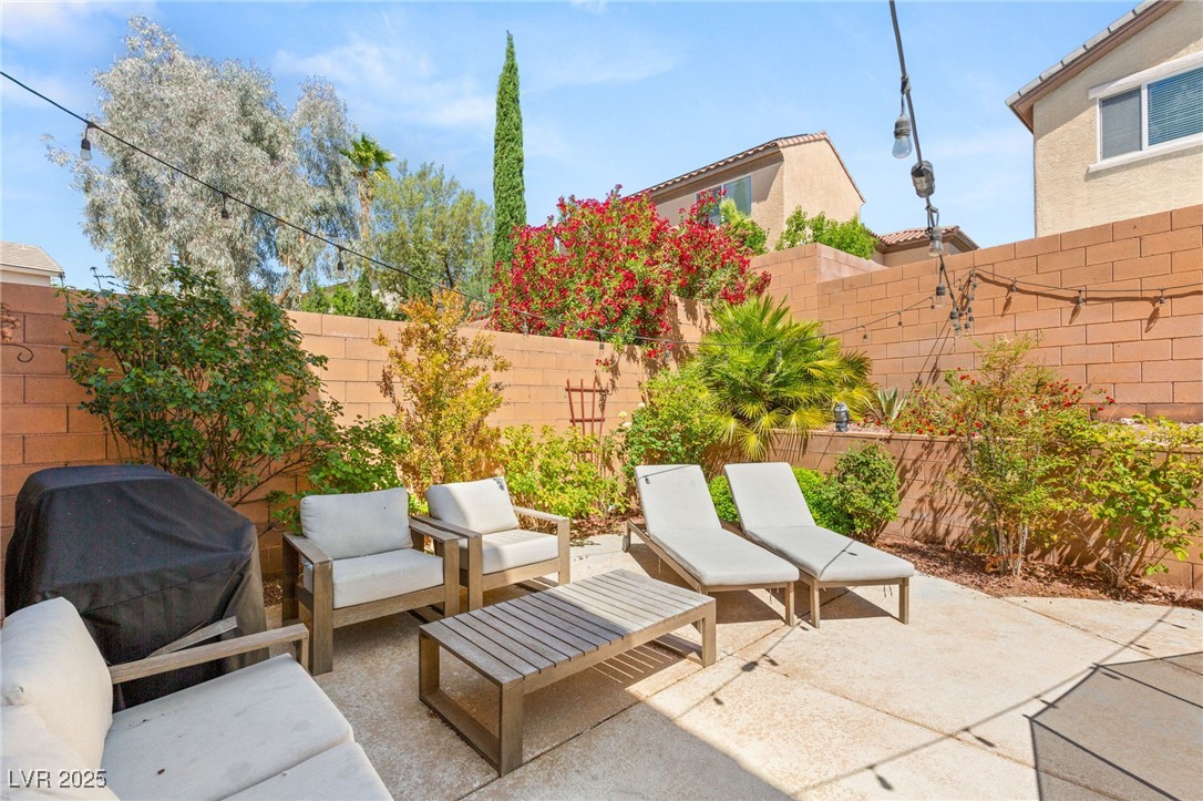 11226 Kenyan Sunshine Court