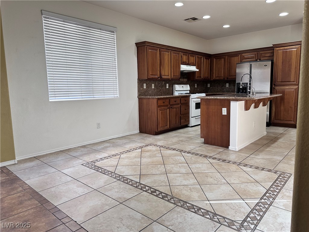 9870 Delta Lake Court