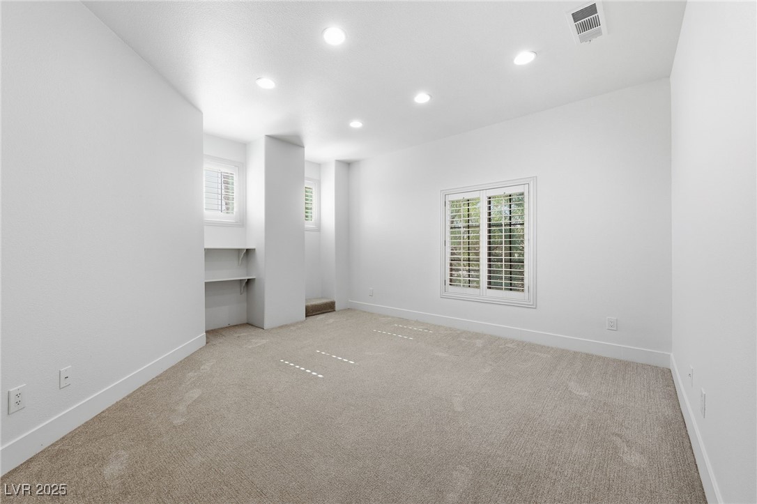 11784 Golden Moments Avenue