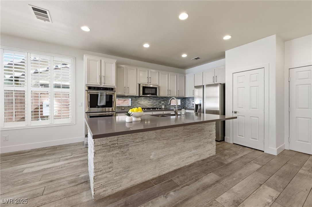 11784 Golden Moments Avenue