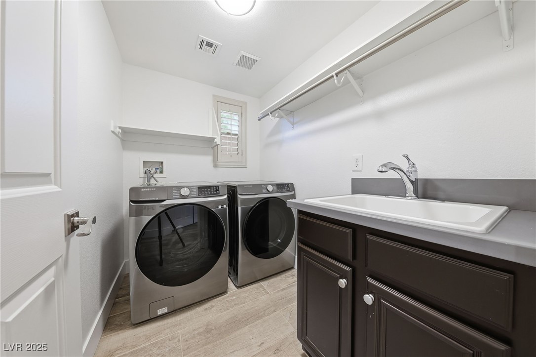 11784 Golden Moments Avenue