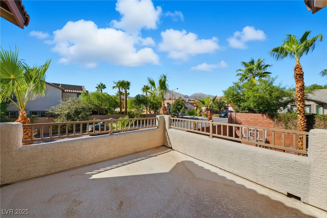 11784 Golden Moments Avenue