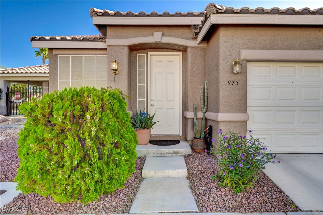 973 Park Walk Avenue