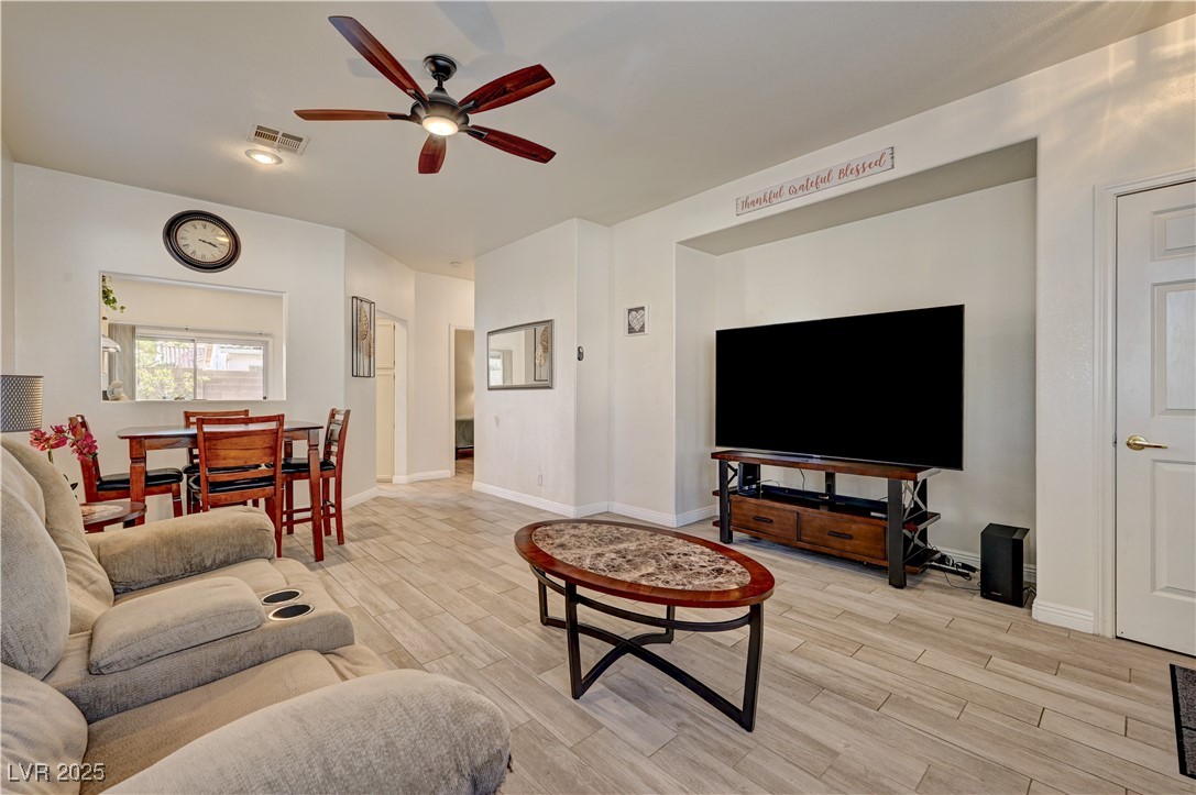 973 Park Walk Avenue