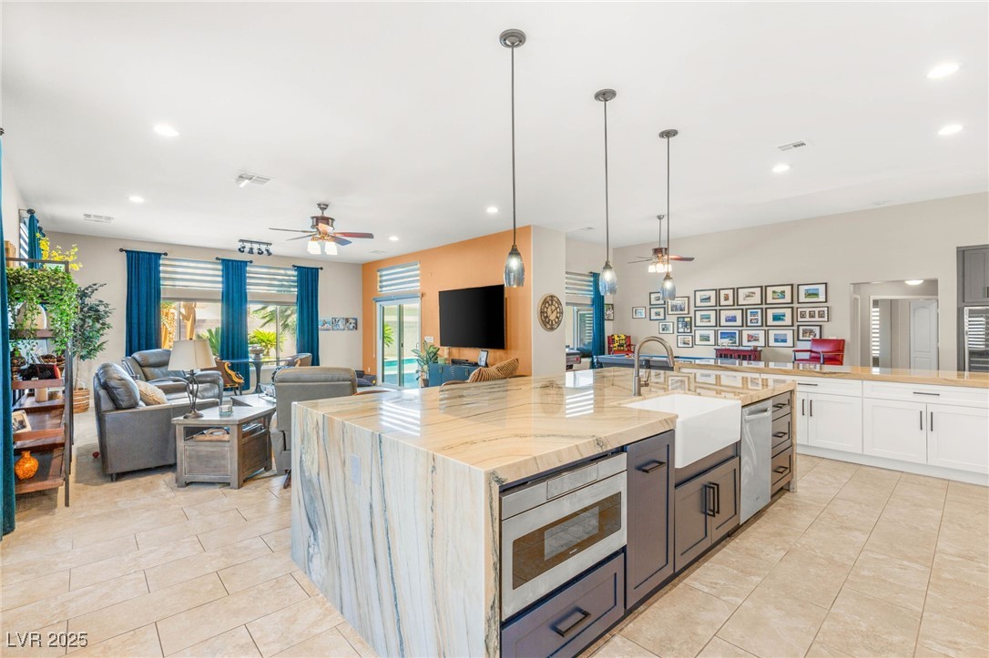 286 Bowsprit Court
