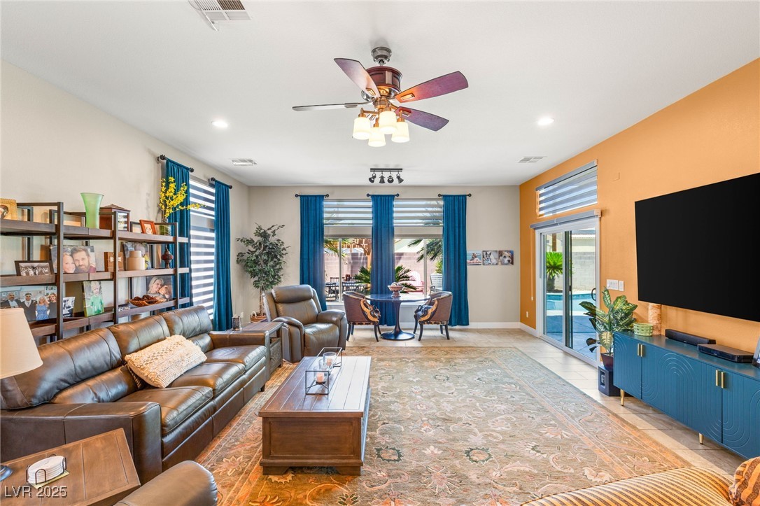 286 Bowsprit Court