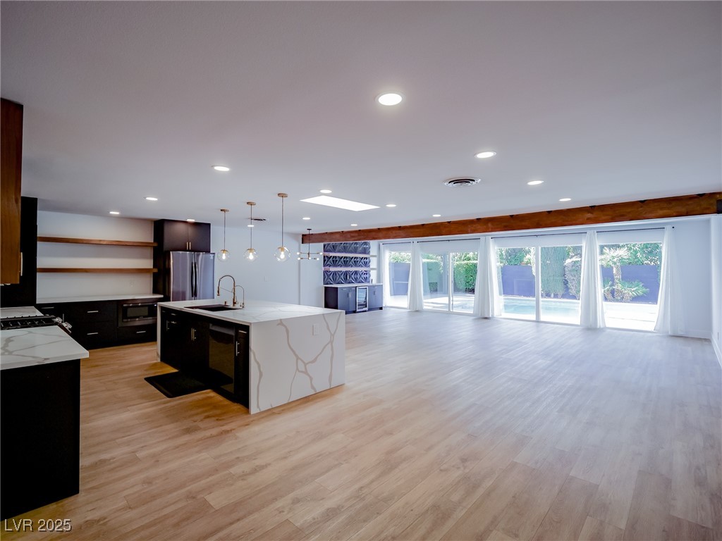 3012 Bryant Avenue