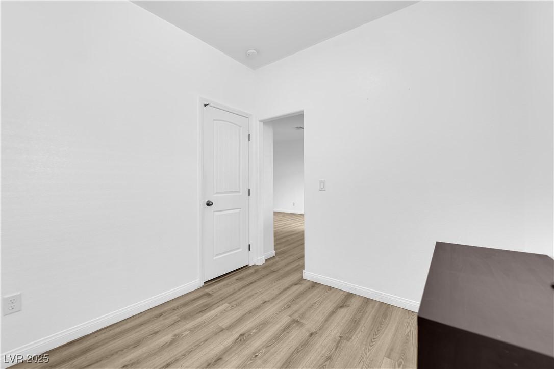 3818 Walnut Valley Avenue