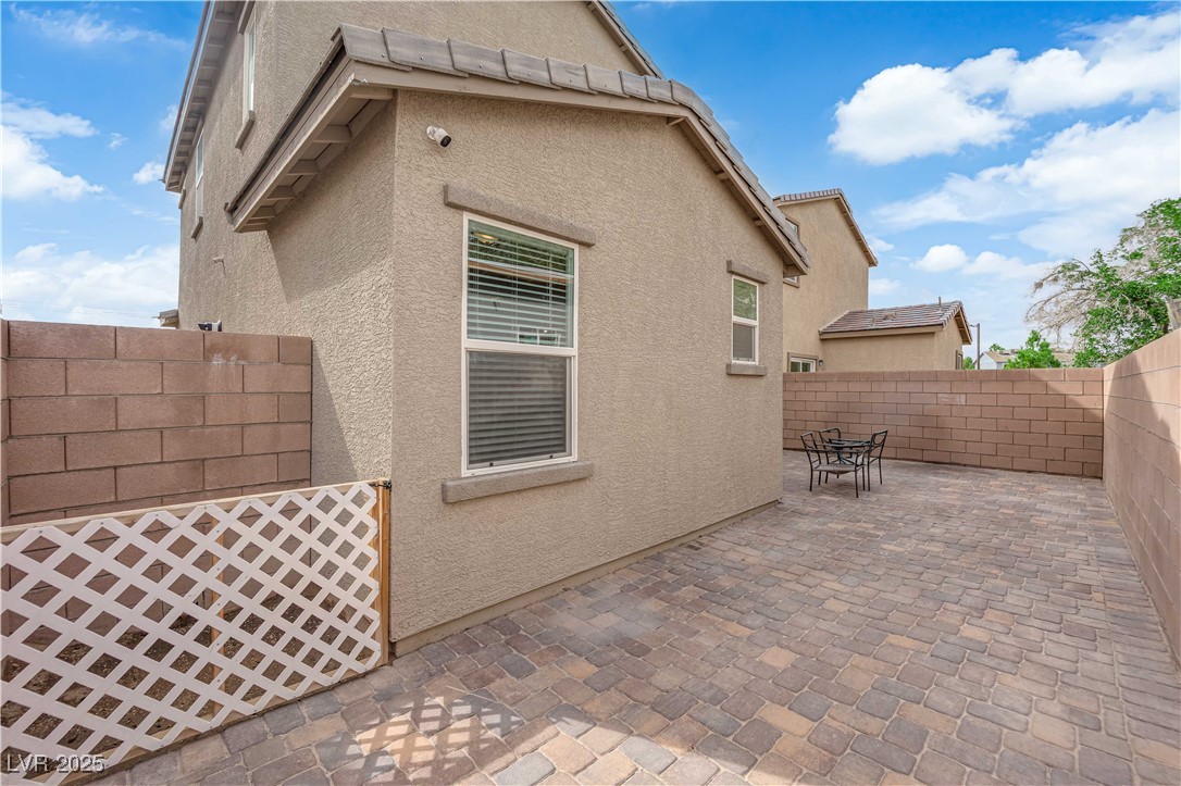 3818 Walnut Valley Avenue