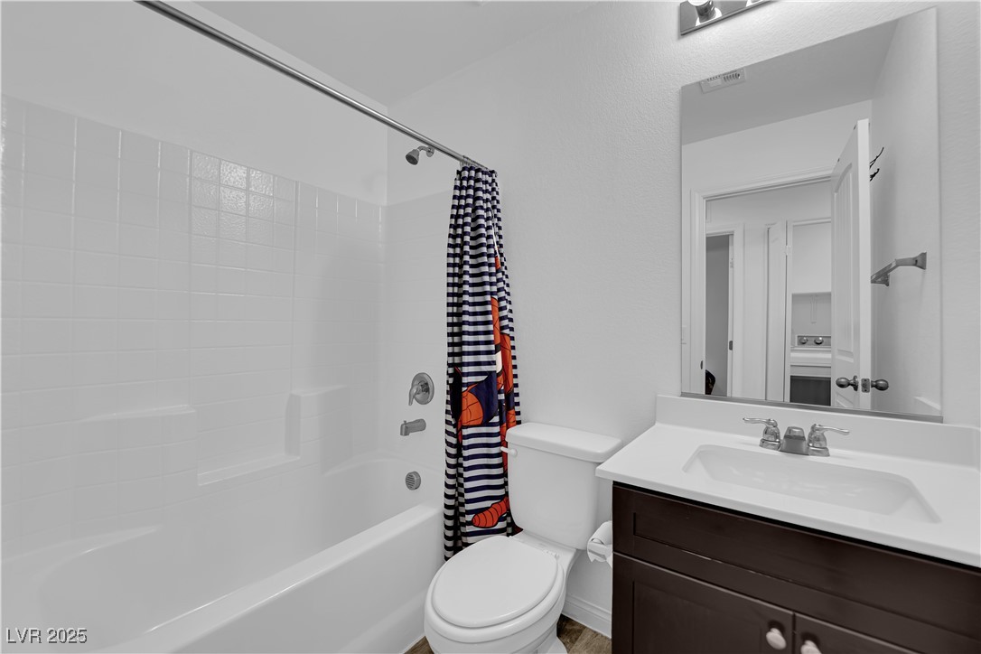 3818 Walnut Valley Avenue