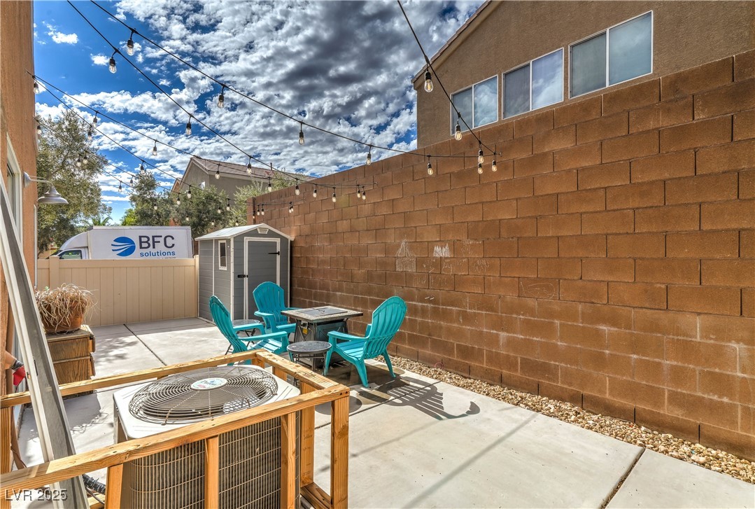 9427 Liquid Loco Street