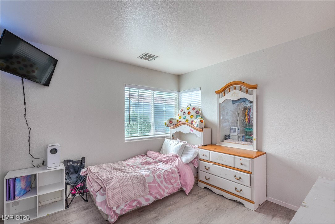 9427 Liquid Loco Street