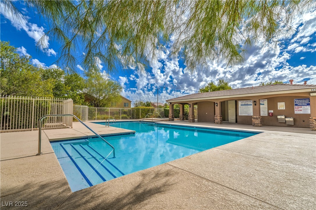 9427 Liquid Loco Street