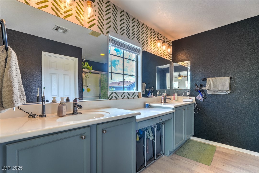 9427 Liquid Loco Street