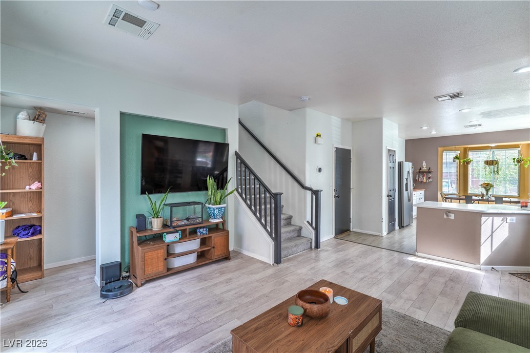 9427 Liquid Loco Street