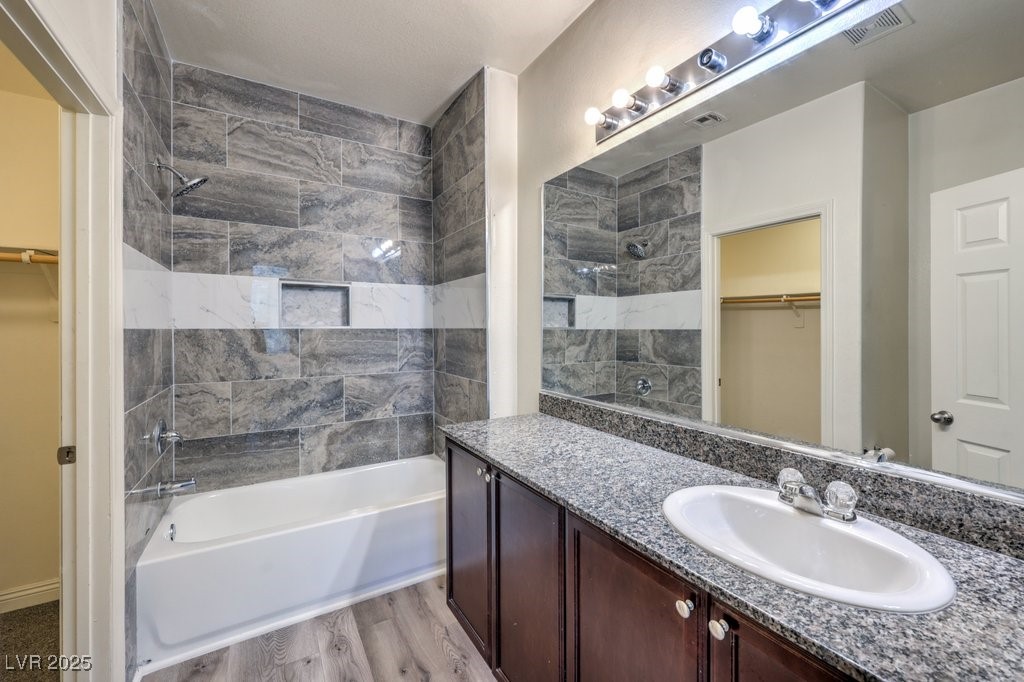 4516 Townwall Street