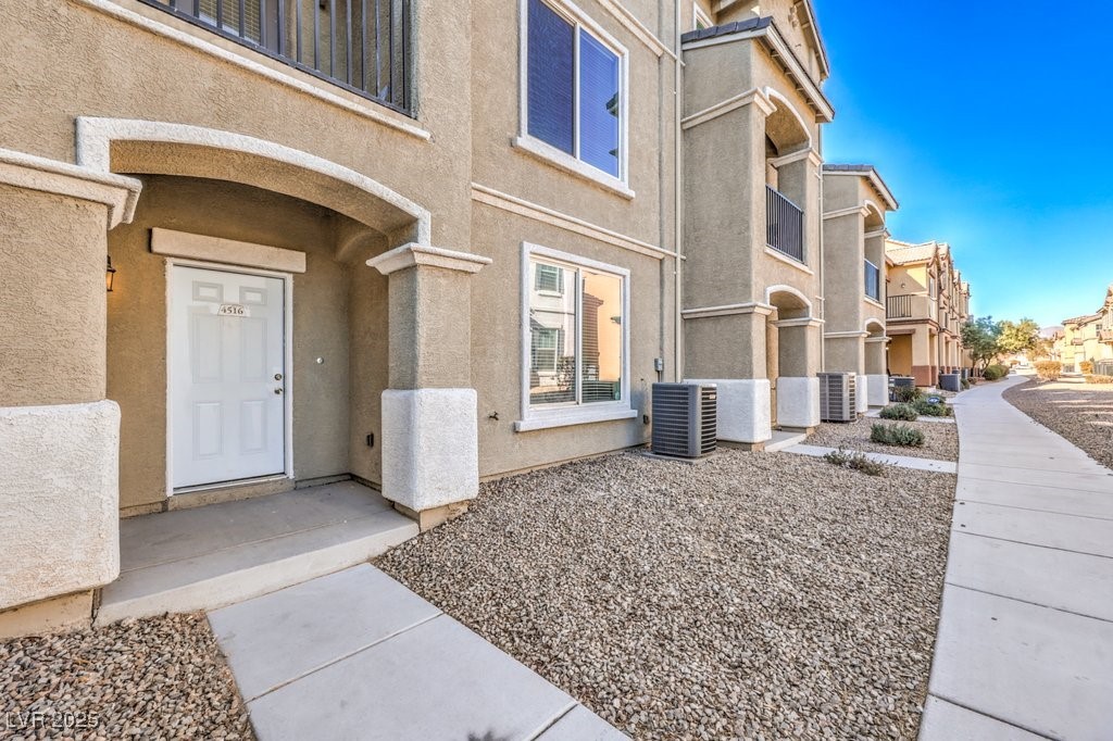 4516 Townwall Street