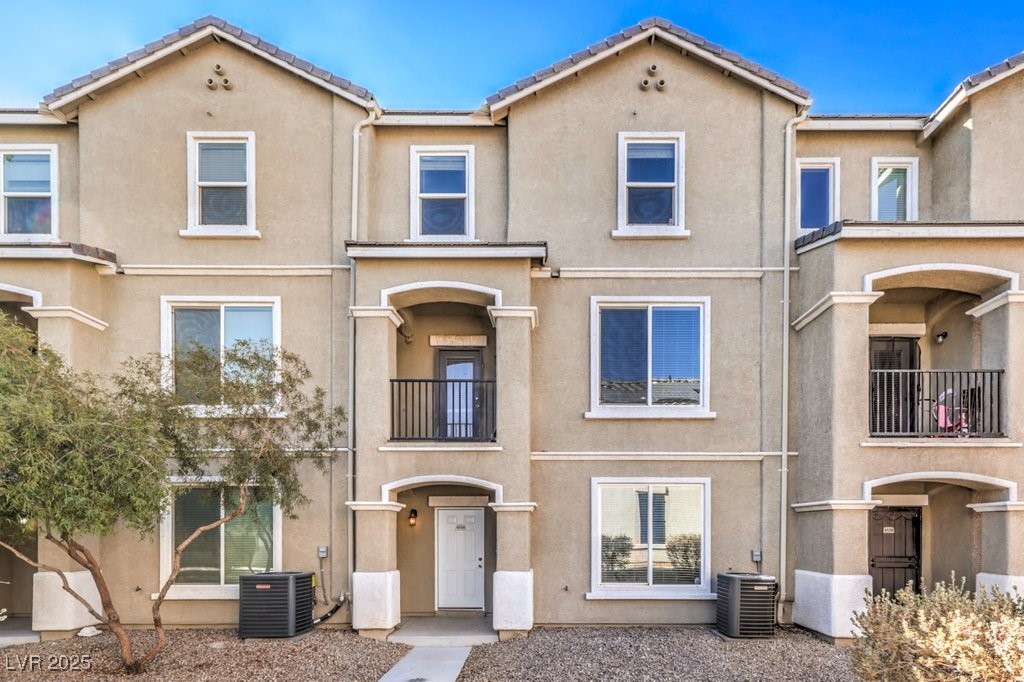 4516 Townwall Street