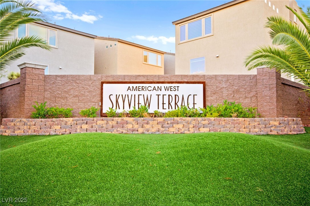 8011 Haywood Estate Avenue