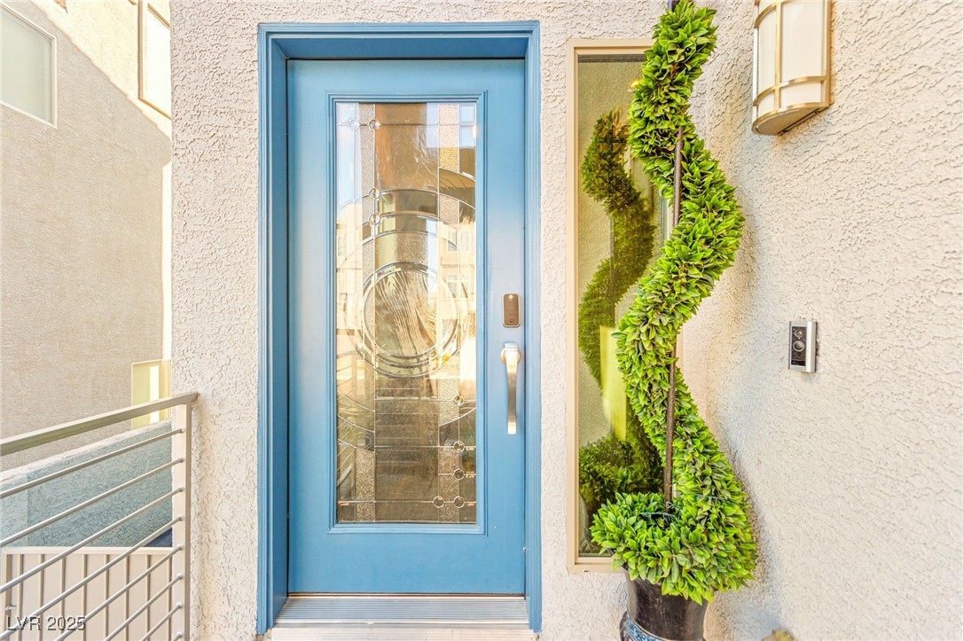 8011 Haywood Estate Avenue