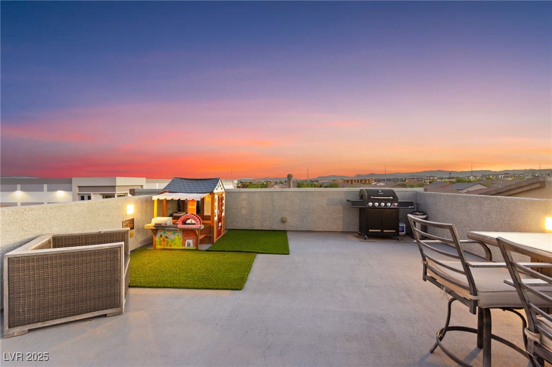 8011 Haywood Estate Avenue