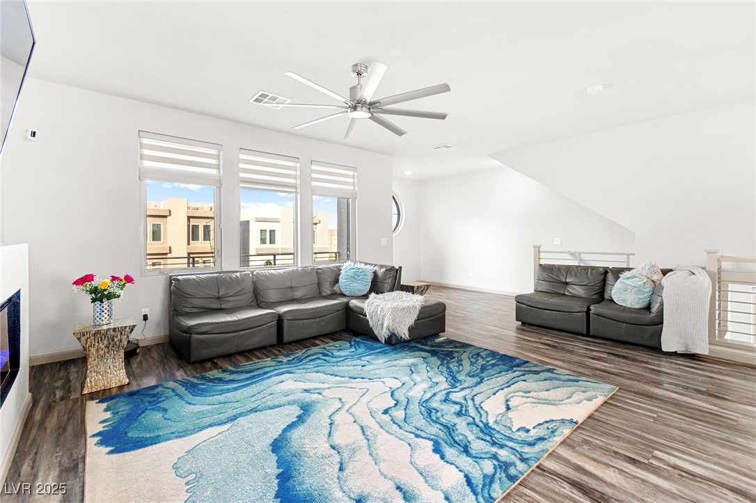 8011 Haywood Estate Avenue