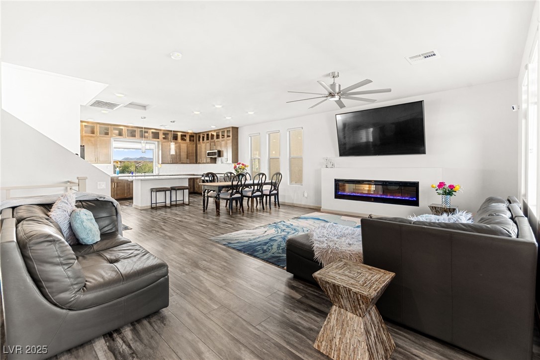 8011 Haywood Estate Avenue