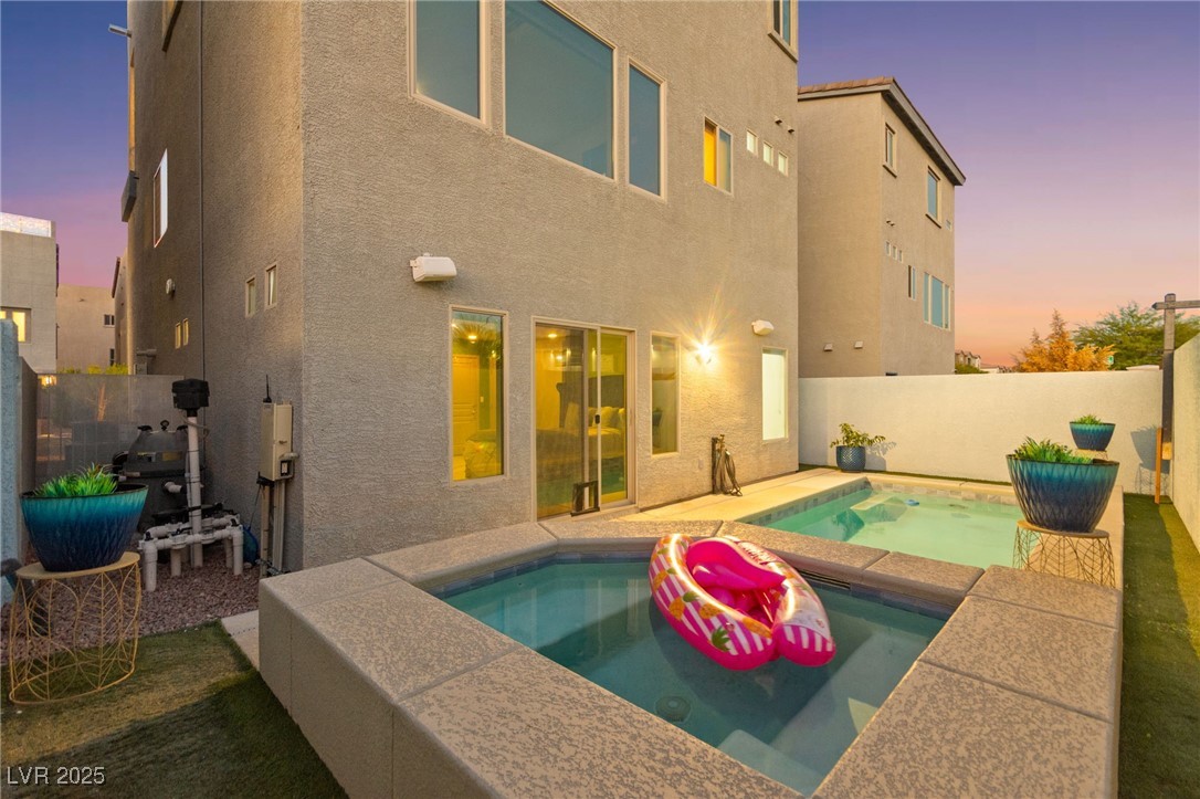 8011 Haywood Estate Avenue