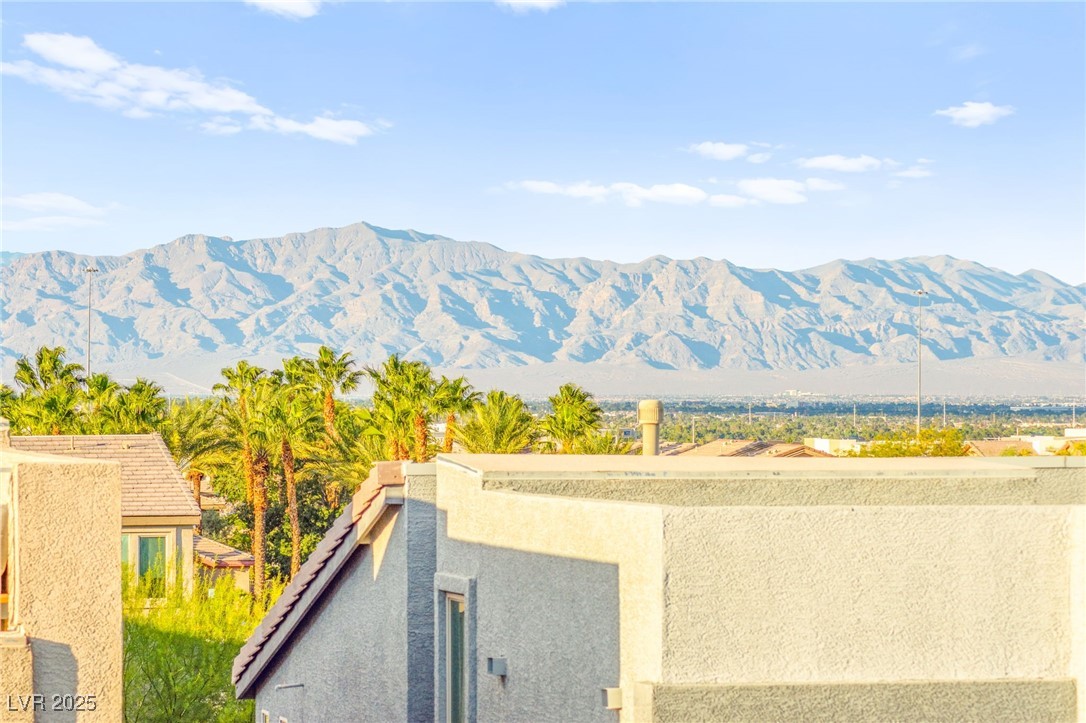 8011 Haywood Estate Avenue