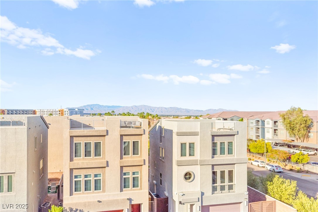 8011 Haywood Estate Avenue