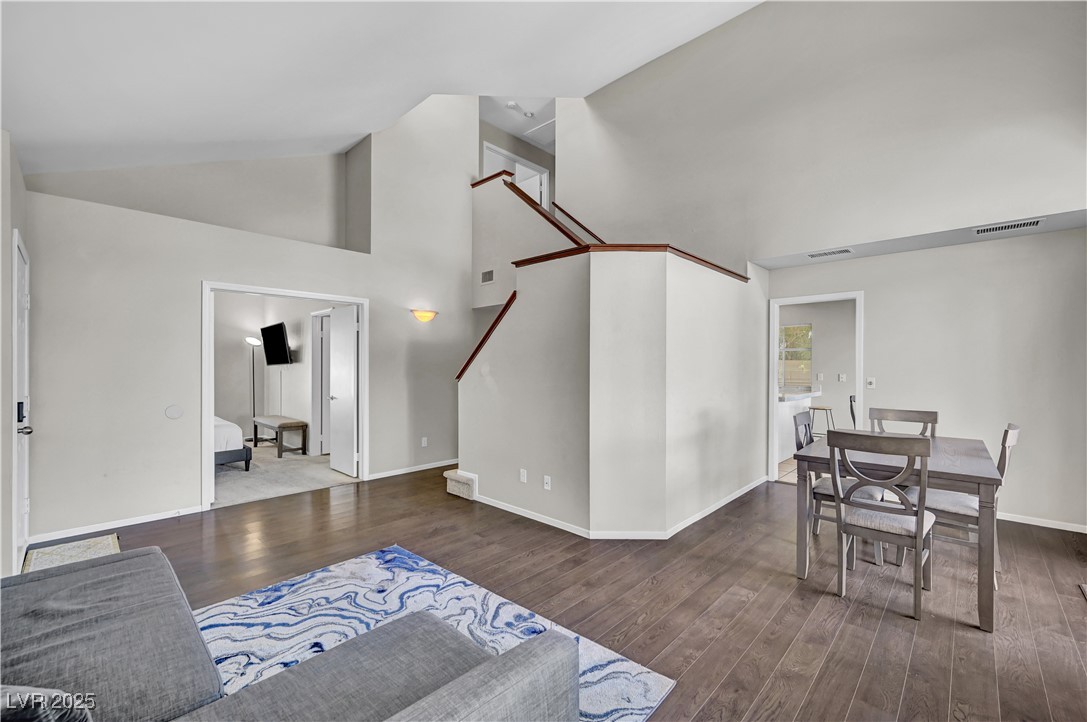 2010 Glistening Sands Drive