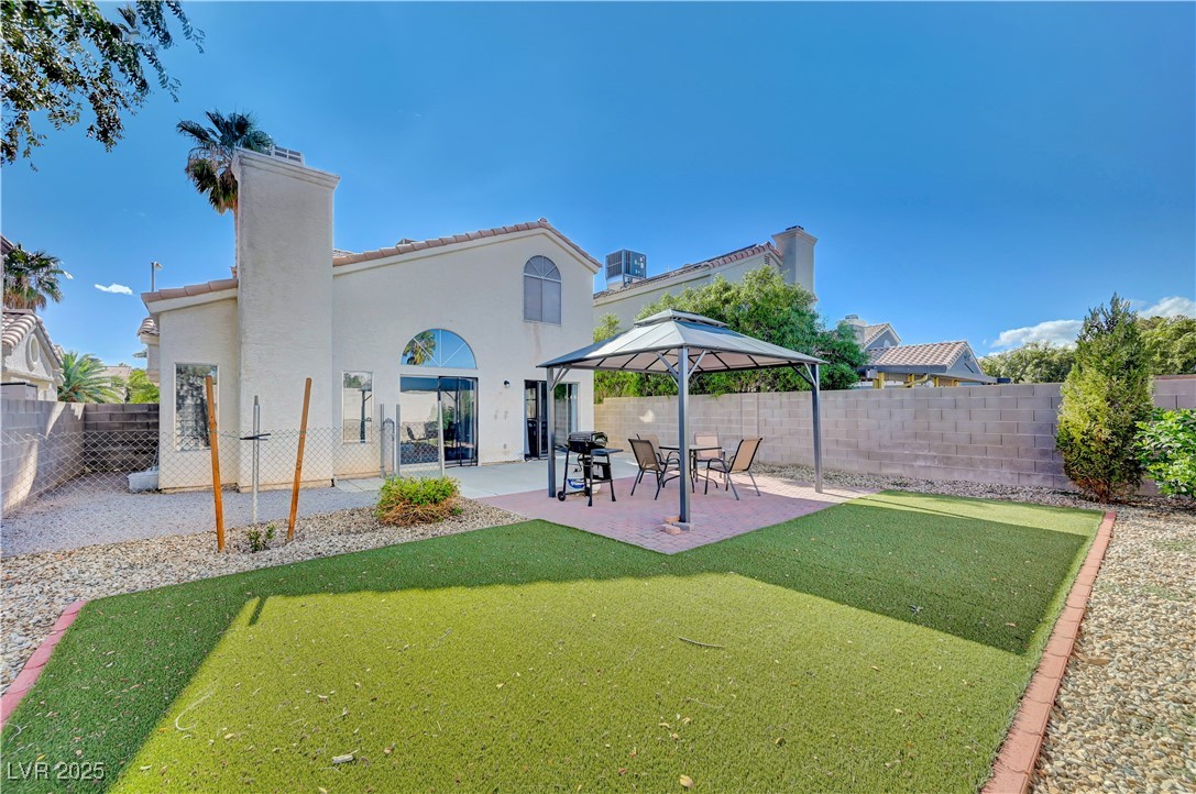 2010 Glistening Sands Drive