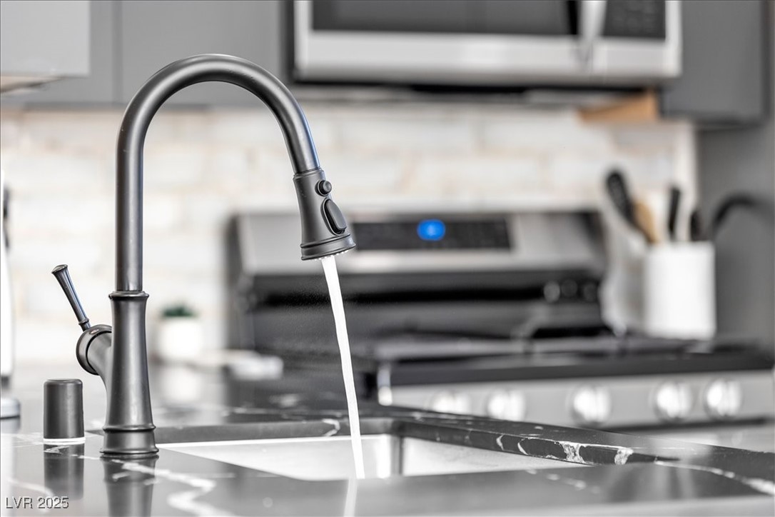 9050 West Warm Springs Road 2177