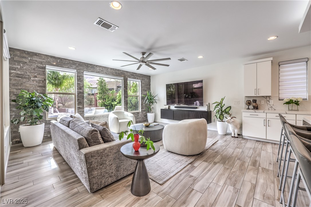 10337 Kesington Drive