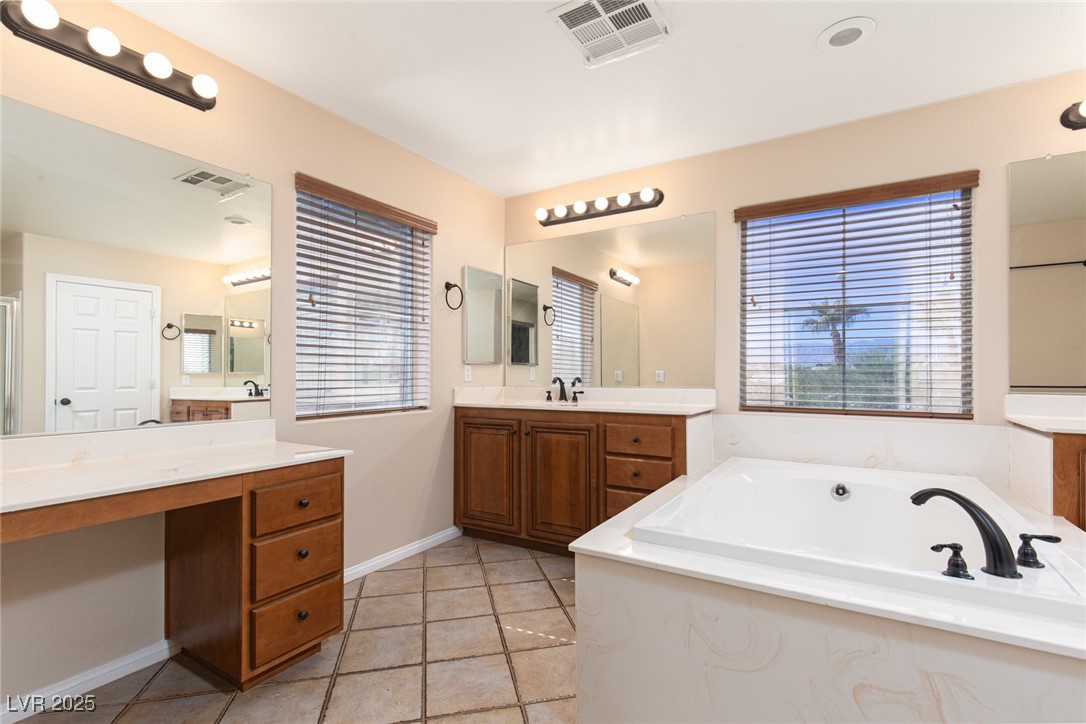3225 Villa Pisani Court
