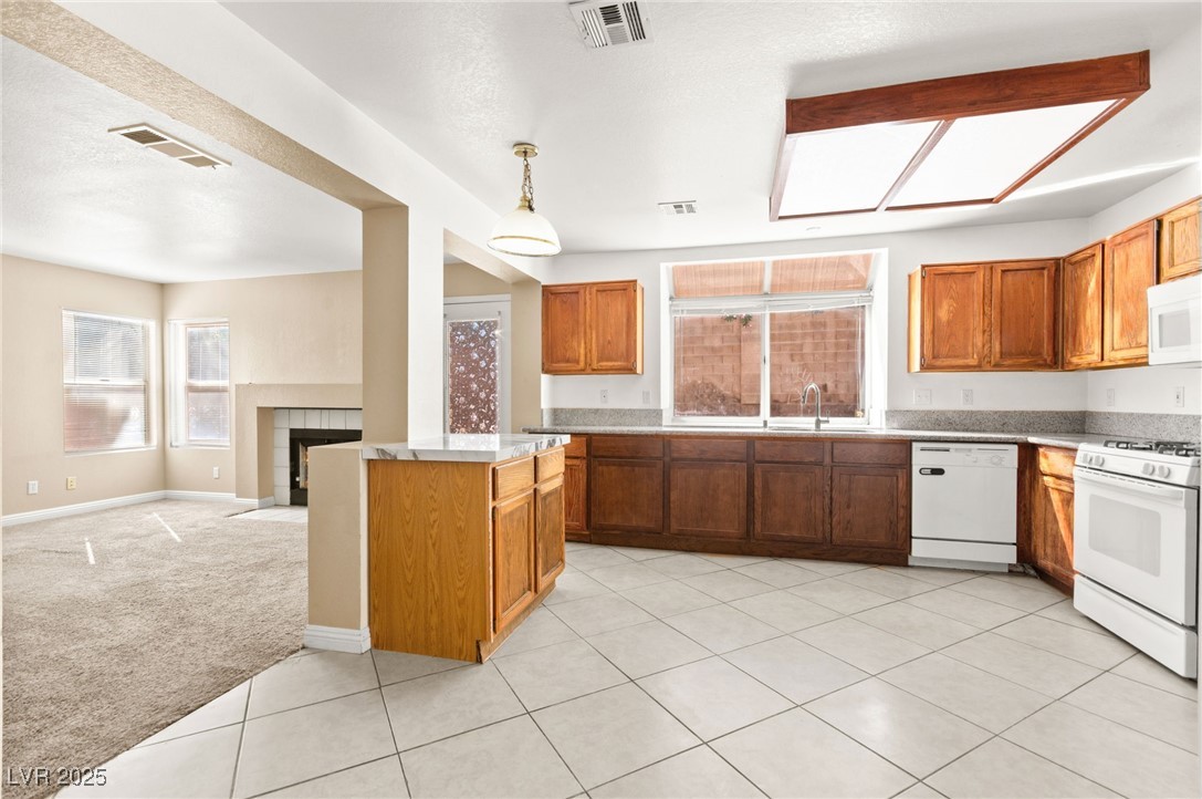 2113 Desert Peak Road