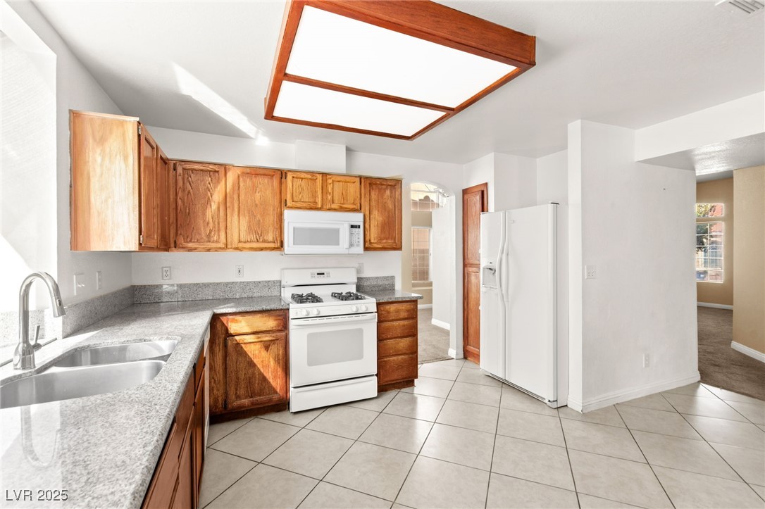 2113 Desert Peak Road