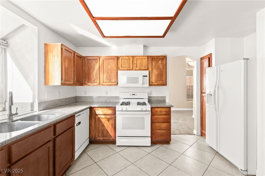 2113 Desert Peak Road