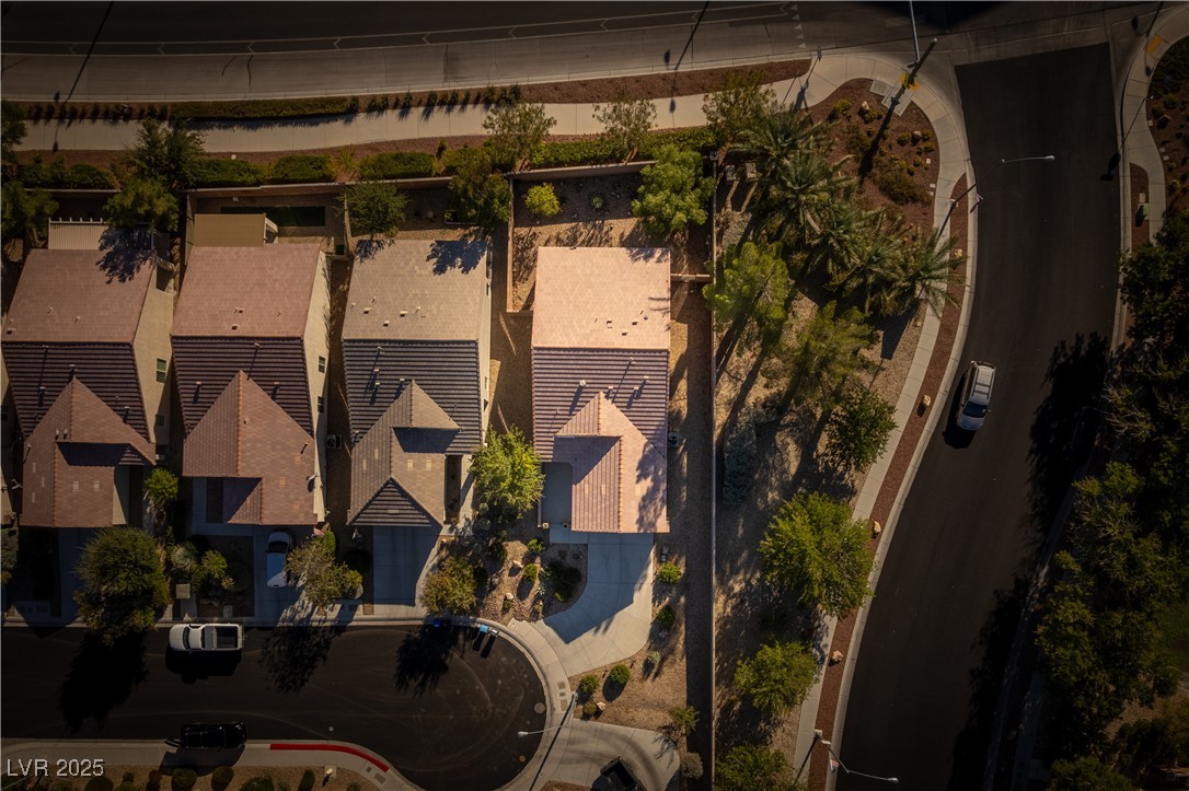 2525 Great Auk Avenue