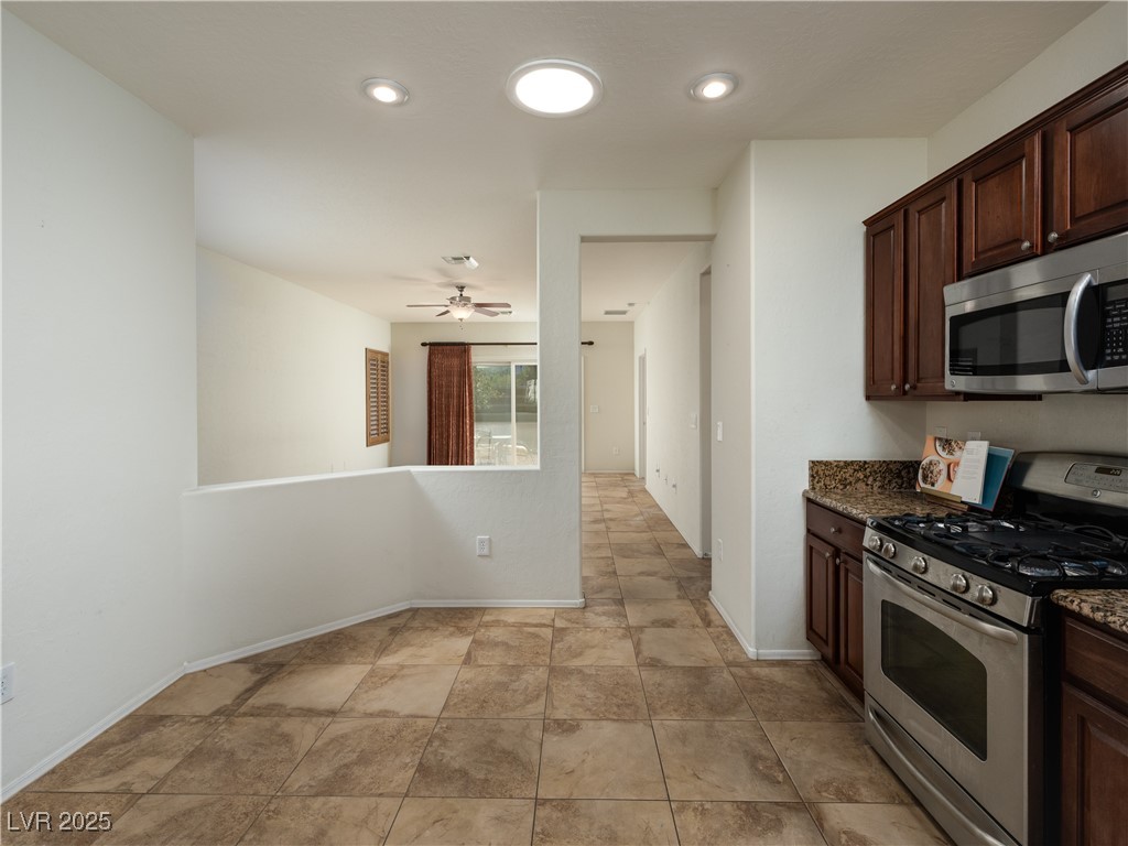 2525 Great Auk Avenue