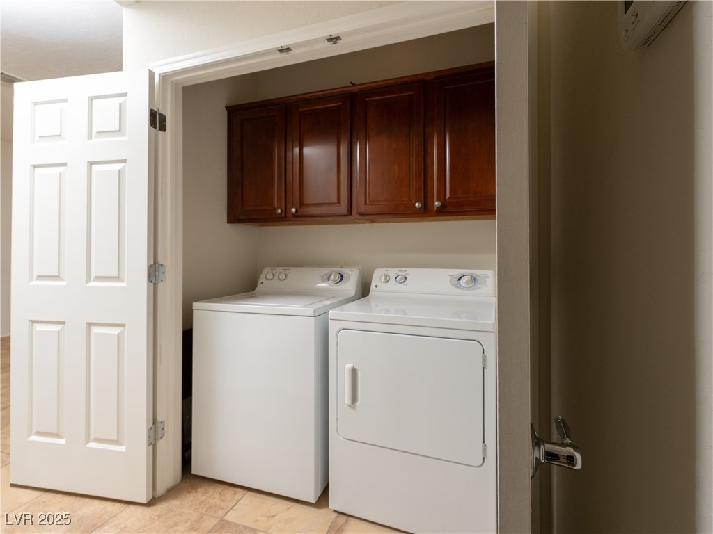 2525 Great Auk Avenue